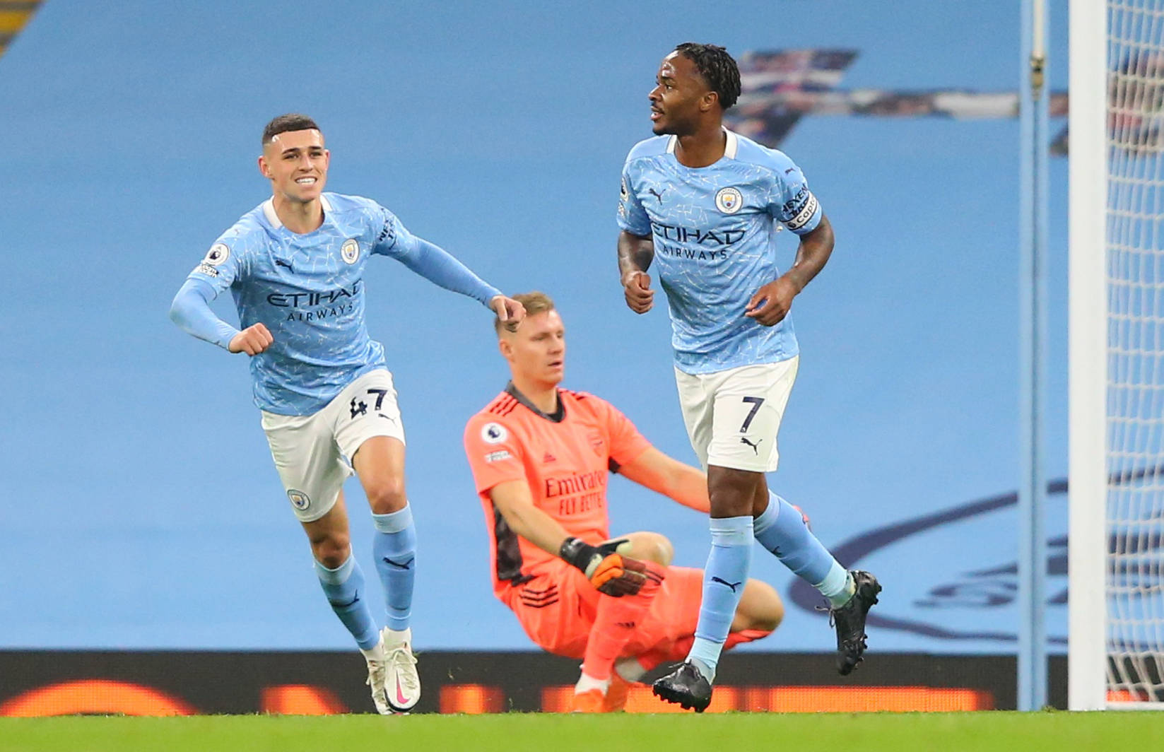 球只是他足 球只是他足